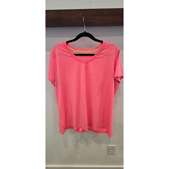 Xersion Womens Pink V-Neck Short Sleeve Performance T-Shirt 2X Lightweight Activ - Picture 1 of 4